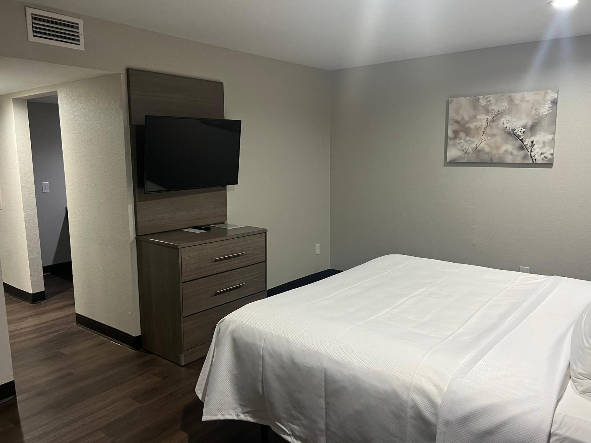 Quality Suites Wildwood - The Villages Exterior photo