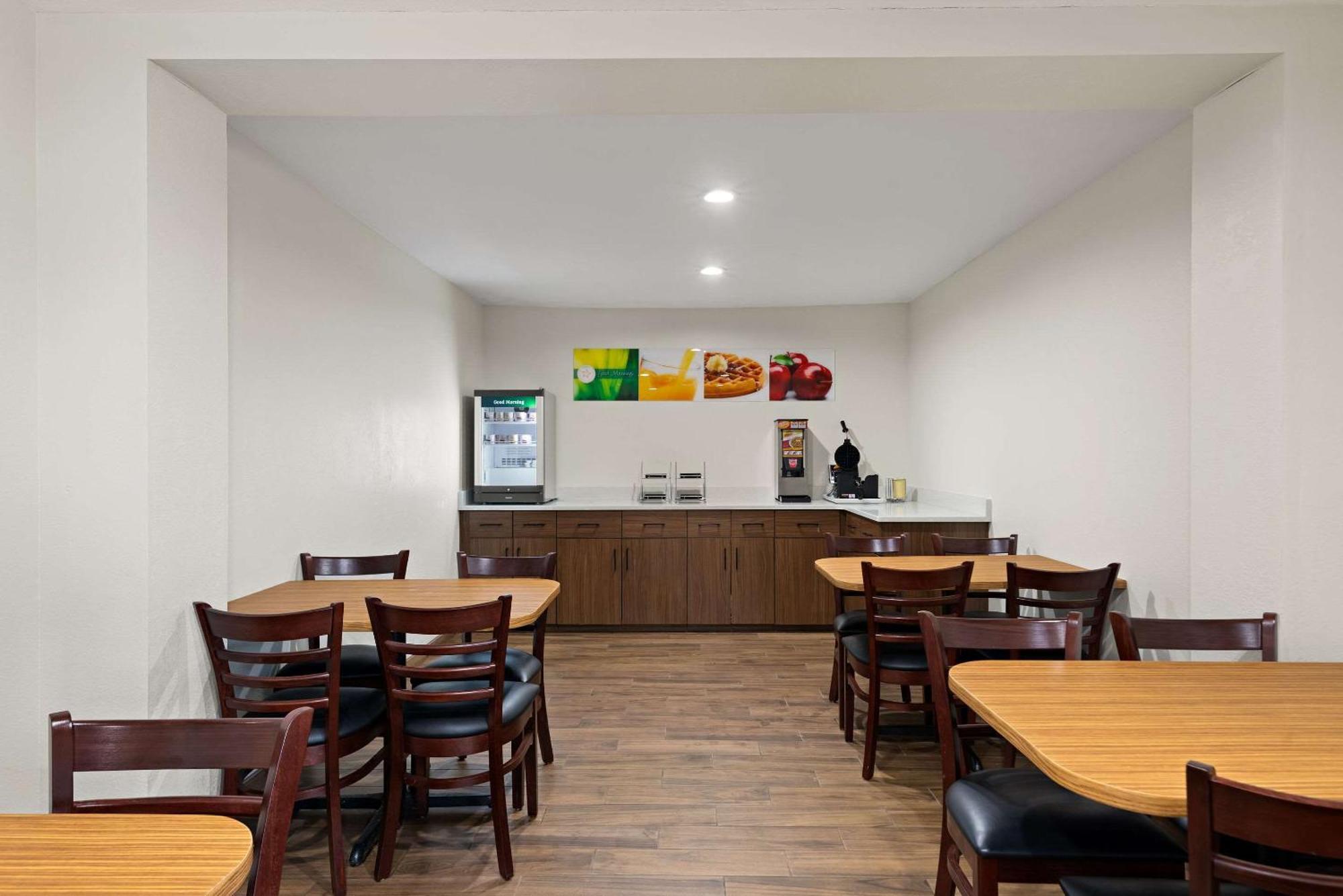 Quality Suites Wildwood - The Villages Exterior photo
