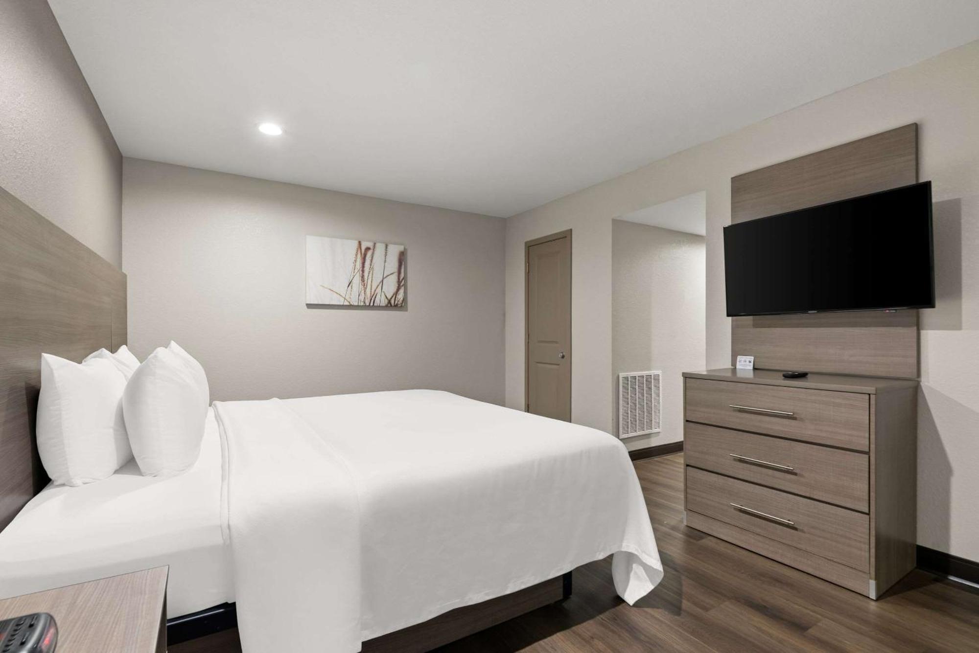 Quality Suites Wildwood - The Villages Exterior photo